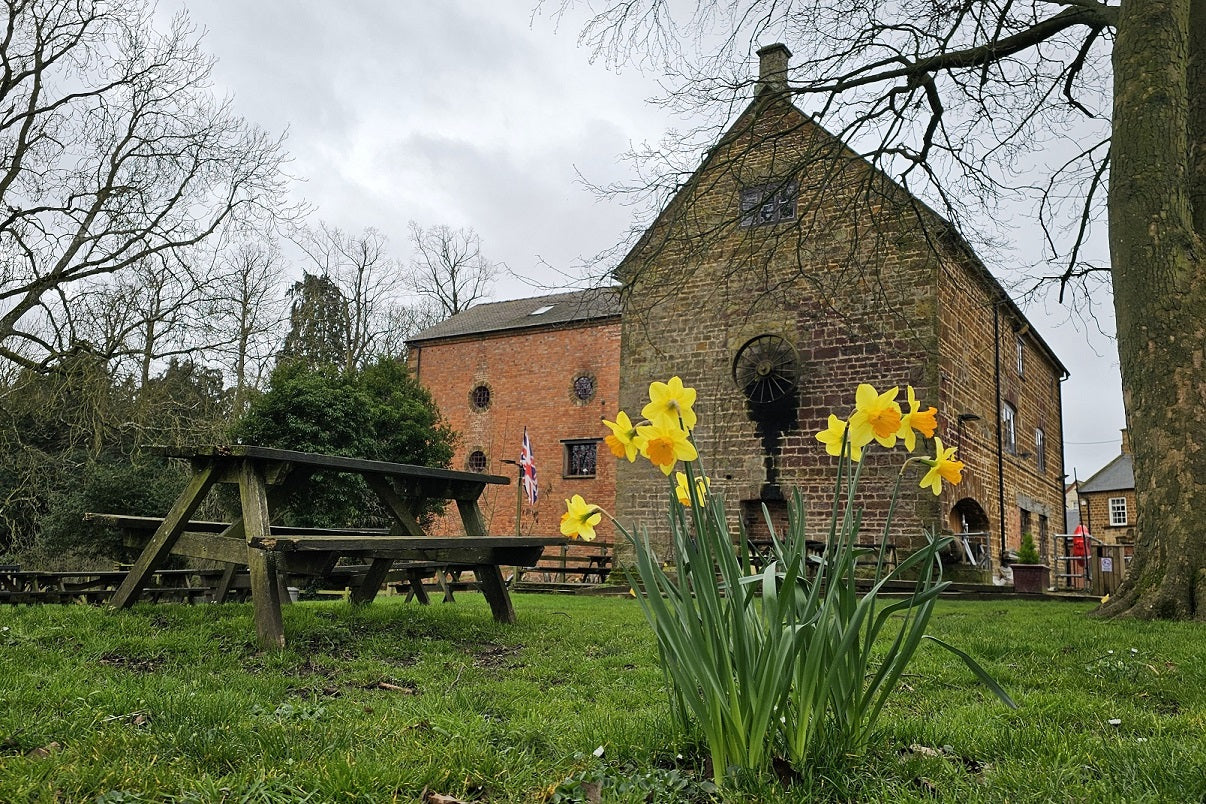 Easter Opening Hours