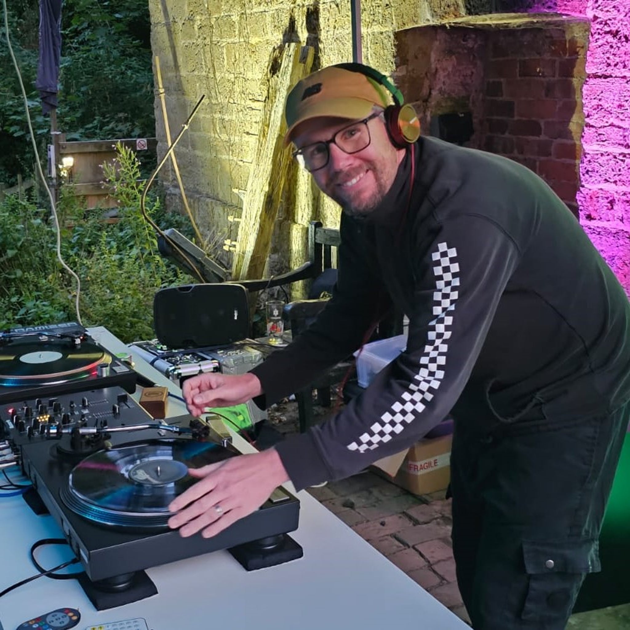 Sun 21 Jun - Midsummer Music Vinyl Afternoon