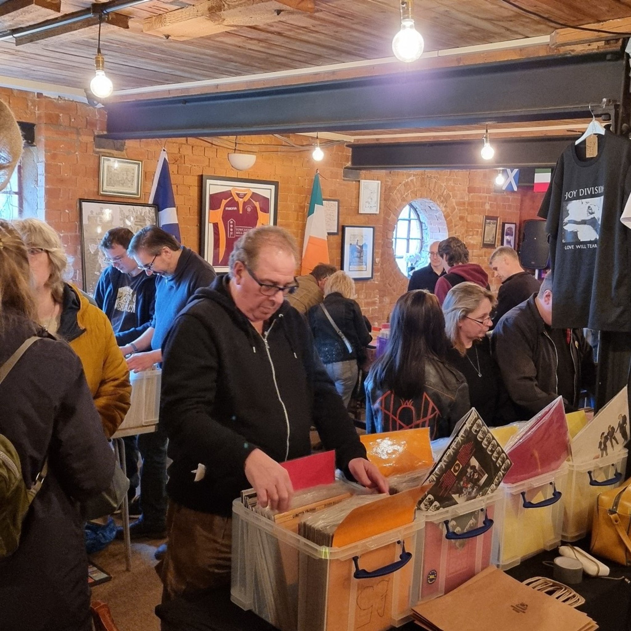 Sun 22 Mar - Record Fair