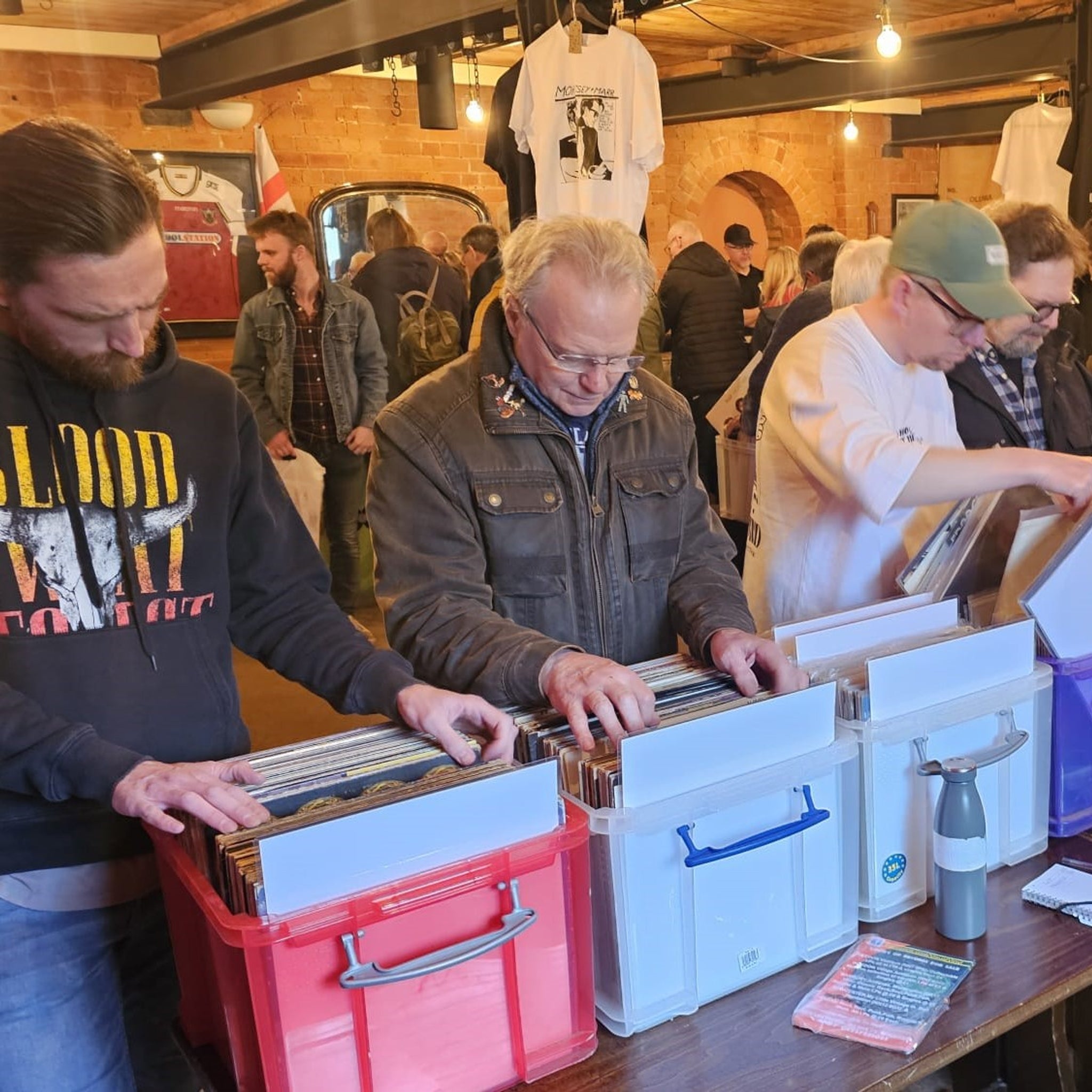 Sun 22 Mar - Record Fair