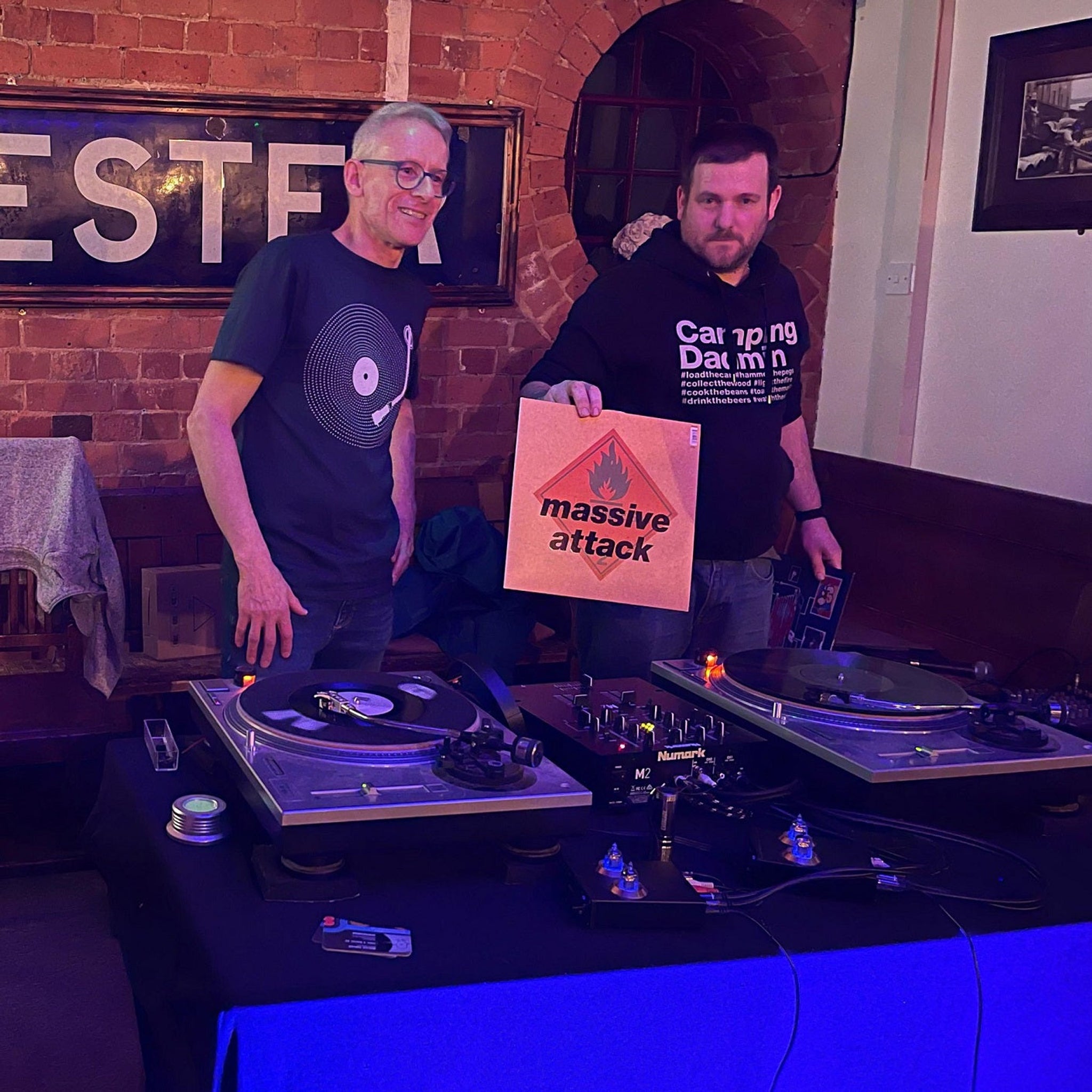 Wed 26 Nov - Vinyl Night