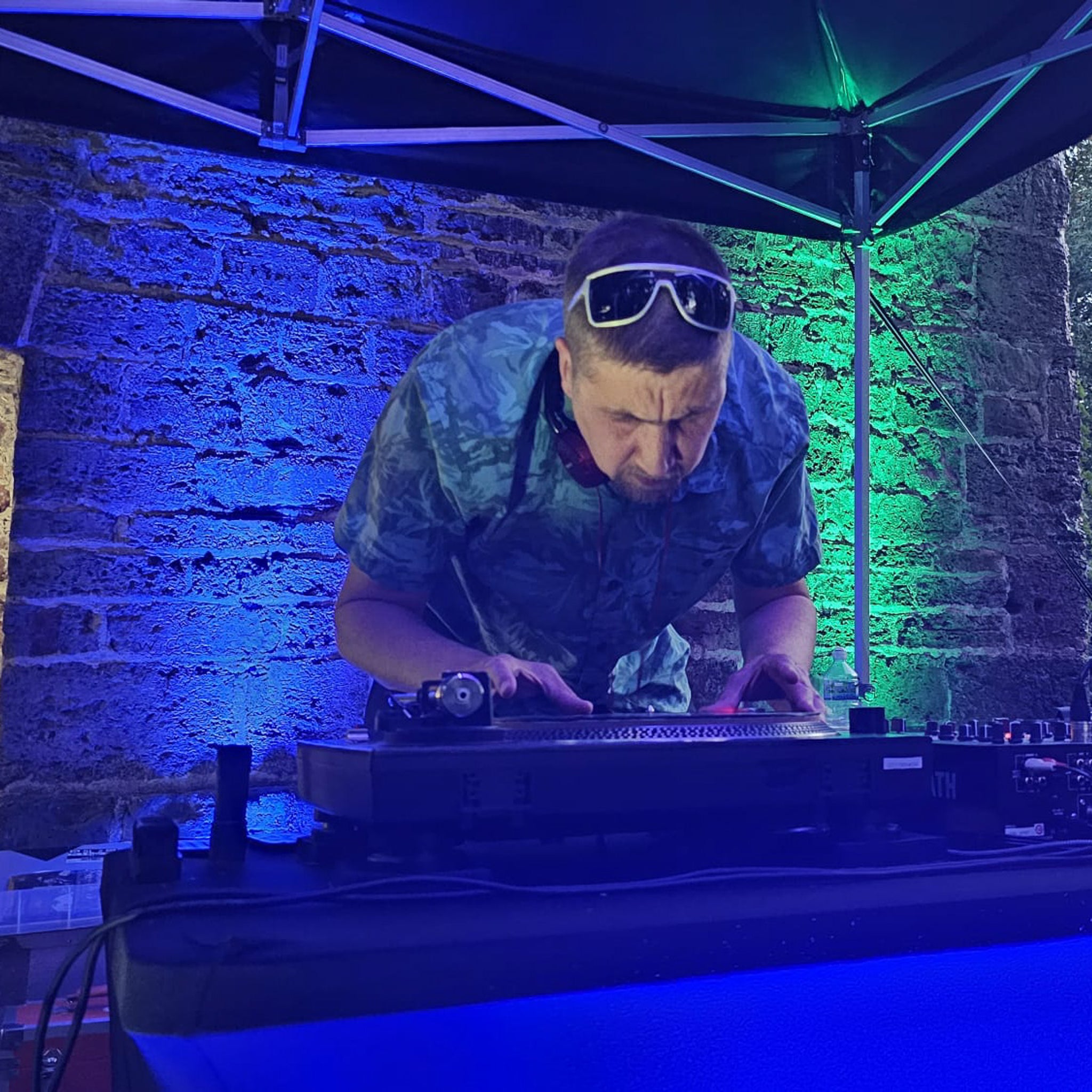 Wed 26 Aug - Vinyl Night
